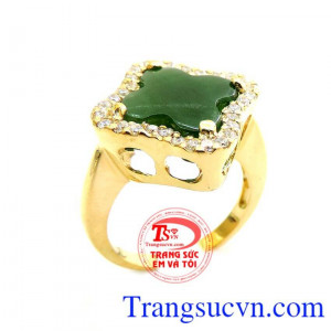 Nhẫn vàng màu tinh tế gắn tỳ hưu đá thiên nhiên, mang lại may mắn và hộ mệnh, Nhẫn nữ vàng tây dành cho phái đẹp