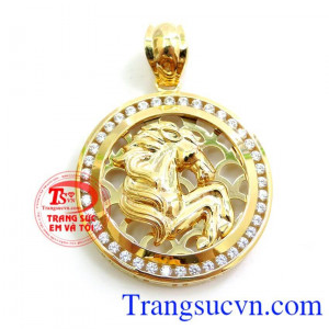 Mặt Dây Chuyền Nam Tuổi Ngọ 10k được thiết kế tinh xảo với những đường nét mới mẻ, con ngựa là biểu tượng cho sự mạnh mẽ trung thành, vượt qua bao nhiêu sóng gió, của sự kiên nhẫn, bền bỉ
