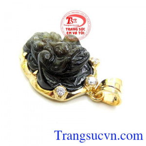 Bán Mặt Dây Thiềm Thừ Saphir Bọc Vàng 14k chất lượng vàng đảm bảo.