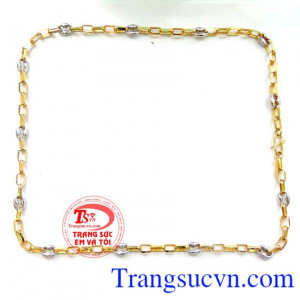 Dây Chuyền Nam Vàng 10k Giá Tốt đeo nam tính và sang trọng,Dây vàng nam đeo đẹp hợp đeo cùng mặt dây chuyền tinh tế,Chất lượng Uy tín đảm bảo,Dây vàng nam đeo bảo hành 6 tháng,Thu mua lại Vĩnh viễn