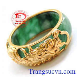 Nhẫn ngọc rồng bảo vật, nhẫn ngọc cẩm thạch đẹp bọc rồng vàng 10k , nhẫn ngọc cẩm thạch phù hợp với tất cả các mệnh, nhẫn ngọc rồng vàng không chỉ đeo thời trang mà còn mang lại sự may mắn và thuận lợi trong công việc
