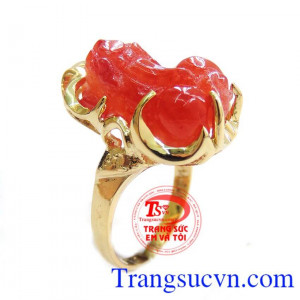 Chiếc Nhẫn Tỳ Hưu Vàng 14k chất lượng cao. Chiếc Nhẫn Tỳ Hưu Vàng 14k thiết kế đẹp sang trọng mang lại vẻ đẹp quý phái cho nữ