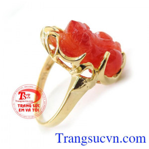 đeo hợp thời trang hợp mệnh hợp phong thủysẽ giúp gia chủ chiêu tài phát lộc, hưng vượng, đại phú đại quý là linh vật linh thiêng đem đến tài lộc, cát khí, phù hộ gia chủ về mặt sức khỏe, sự nghiệp.