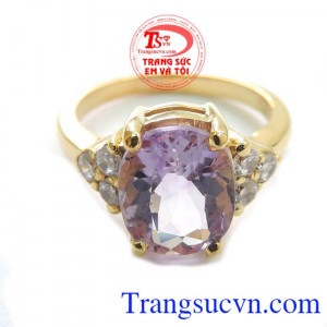Nhẫn Nữ Amethyst Đẹp Sang Trọng cho chủ nhân còn rất tốt cho sức khỏe kiểm soát được cảm xúc, xoa dịu âu lo,tăng cường lòng bao dung nhẫn nại. làm cho con người có cảm giác yên tâm. Sản phẩm uy tín chất lượng trên toàn thế giới.