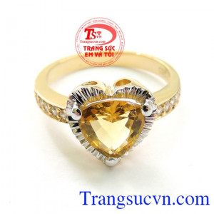 Nhẫn Nữ Thạch Anh Vàng Cá Tính chất lượng cao. Nhẫn Nữ Thạch Anh Vàng Cá Tính Có thể coi đây là món quà ý nghĩa tặng người vợ nhân dịp 13 năm ngày cưới