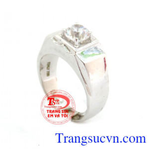 Nhẫn 6ly nam 18k vàng trắng, nhẫn nam vàng trắng 18k đẹp, sáng, bền màu. Bảo hành 1 năm. Sản phẩm nhẫn nam vàng trắng phong cách cho nam giới, nhận thiết kế theo yêu cầu. Nhẫn nam đá kim cương nhân tạo 6 ly thời trang, đơn giản mà tinh tế