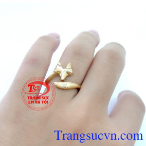 Nhẫn nữ hồ ly trơn, hinh tượng Hồ Ly được sử dụng như biểu tượng của sắc đẹp, sự khôn khéo và quyền lực