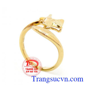 Nhẫn nữ hồ ly trơn, hinh tượng Hồ Ly được sử dụng như biểu tượng của sắc đẹp, sự khôn khéo và quyền lực