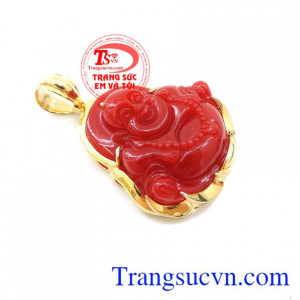 Cẩm thạch chính là những vật tinh túy và quý báu nhất của trời và đất người đeo vòng tay đá cẩm thạch trên người tốt cho vận khí, tốt cho sức khỏe, tốt cho tiền tài