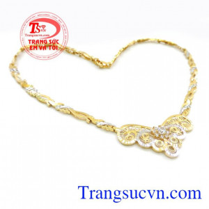 Kiềng vàng cát tường may mắn