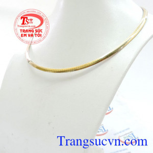 Sản phẩm được bảo hành uy tín, giao hàng toàn quốc. Kiềng vàng nữ quyền lực