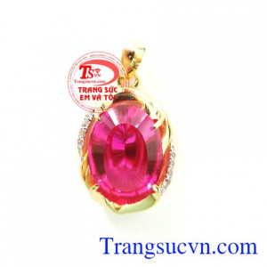 Chiếc Mặt dây nữ Vàng đẹp đeo bền đẹp,hợp thời trang, mặt dây chuyền nữ vàng dành cho nữ,giao toàn quốc thu mua lại vĩnh viễn nhằm đảm bảo quyền lợi khách hàng. Mặt nữ đá hồng duyên dáng