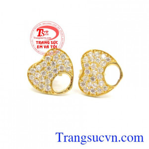 Bông tai đính hạt phong cách Hàn.Mỗi một món trang sức tạo nên một phong cách mới cho trang phục và chủ nhân của nó.