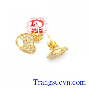 Bông tai đính hạt phong cách Hàn