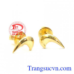 Bông tai thôn nữ yêu thương.Có nhiều loại trang sức bạn nên tránh khi tặng.