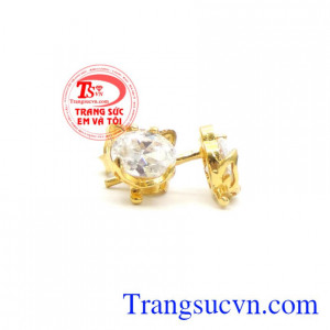 Người ta cho rằng ma quỷ thường xâm nhập vào cơ thể qua vành tai để thống lĩnh linh hồn con người.