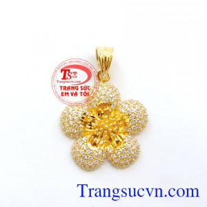 Bán Mặt Dây Bông Mai Vàng Quý Phái chất lượng vàng đảm bảo, mẫu mã đẹp.