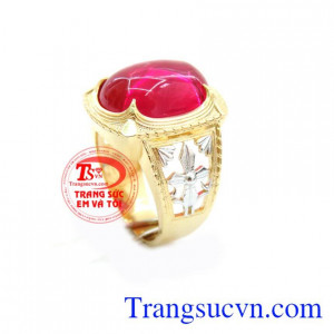 hẫn nam đá đỏ họa tiết sắc nét, nhẫn nam vàng tây giá rẻ, nhẫn nam 10k đá đỏ khắc họa tiết thánh giá cách điệu. Nhẫn nam kiểu dáng hiện đại , phong cách mới, nhẫn nam giao hàng toàn quốc