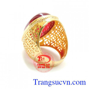 Nhẫn nam kim tiền đá đỏ bản to, nhẫn nam vàng tây 10k thời trang, nhẫn nam khắc kim tiền sang trọng, bản to thể hiện sự quyền lực và địa vị. CHiếc nhẫn nam giá mềm , bảo hành 6 tháng, vàng chuẩn chất lượng