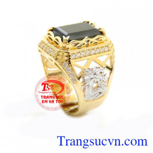 Nhẫn nam rồng đá đen, nhẫn nam vàng tây giá rẻ, nhẫn nam chạm khắc rồng hai bên má đẹp, thời trang, vàng tây 10k chuẩn chất lượng. Chiếc nhẫn nam rồng vàng chuẩn chất lượng, giao hàng toàn quốc