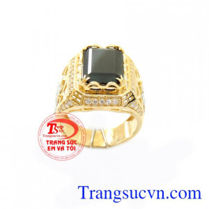 Nhẫn nam rồng đá đen, nhẫn nam vàng tây giá rẻ, nhẫn nam chạm khắc rồng hai bên má đẹp, thời trang, vàng tây 10k chuẩn chất lượng. Chiếc nhẫn nam rồng vàng chuẩn chất lượng, giao hàng toàn quốc