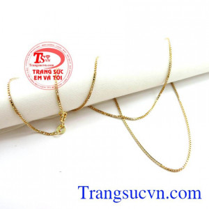 Dây chuyền vàng tây đẹp nhập khẩu từ Italy là món đồ trang sức tượng trưng đẳng cấp của chủ nhân