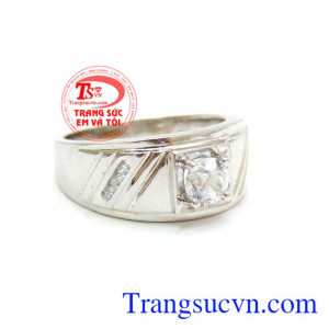 Nhẫn giàu sang phú quý vàng trắng, chiếc nhẫn nam vàng trắng đem lại mayy mắn và phú quý, chiếc nhẫn vàng trắng 18k thể hiện đẳng cấp và quyền uy của nam giới, sẽ đem lại may mắn trong những nấc thang thăng tiến của sự nghiệp