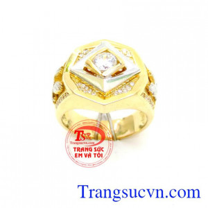 Nhẫn nam đại bàng 18k, nhẫn nam vàng tây đẹp, chuẩn chất lượng, nhẫn nam thiết kế cánh đại bàng bên má, chiếc nhẫn mang phong cách hiện đại trẻ trung cho nam. Chiếc nhẫn nam đẹp