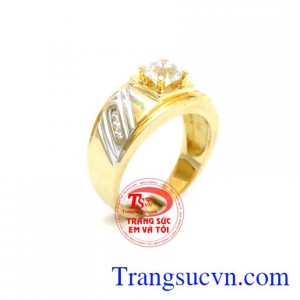 Nhẫn nam vàng 18k phay sáng, nhẫn nam vàng 18k thiết kế phay sáng những nét dứt khoát, hiện đại. Chiếc nhẫn nam sang trọng 18k là món quà ý nghĩa cho nam giới.