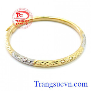 Bán chiếc Vòng Tay Vàng Cho Nữ Sang Trọng chất lượng vàng đảm bảo.