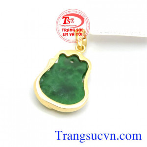 Mặt hồ ly quyến rũ