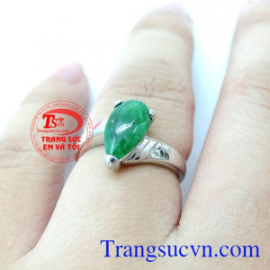 Nhẫn Nữ Vàng Trắng Gắn Đá Ngọc Cẩm Thạch chất lượng vàng đảm bảo. Nhẫn Nữ Vàng Trắng Gắn Đá Ngọc Cẩm Thạch, nhẫn nữ vàng tây, nhẫn nữ đẹp, nhẫn nữ gắn đá ngọc cẩm thạch thiên nhiên