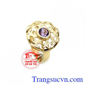 chế tác tinh tế mang đến những đường nét sáng,bóng bền đẹp cho chiếc nhẫn nữ đeo hợp thời trang,chất lượng vàng đảm bảo uy tín. đá thiên nhiên hộ mệnh mang lại may mắn, sức khỏe cho người sử dụng.