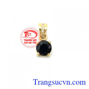 Bán Mặt Dây Gắn Đá Saphire Đen Nhỏ Xinh chất lượng cao.