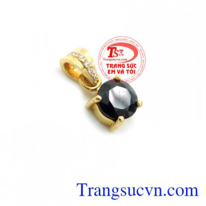 Mặt Dây Gắn Đá Saphire Đen Nhỏ Xinh, mặt dây chuyền nữ đẹp, mặt dây vàng tây đá quý.