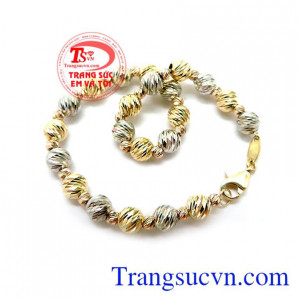 Lắc Bi Nữ Đeo Tay 10K Đẹp, lắc tay nữ đep, lắc bi nhập khẩu italy nguyên chiếc đeo bền đẹp sáng bóng được nhiều phái đẹp lựa chon.