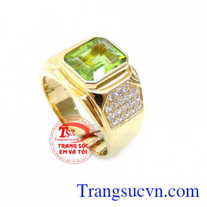Nhẫn Nam Peridot Thiên Nhiên Mệnh Mộc chất lượng vàng đảm bảo. Nhẫn Nam Peridot Thiên Nhiên Mệnh Mộc, nhẫn nam vàng tây, nhẫn nam đẹp