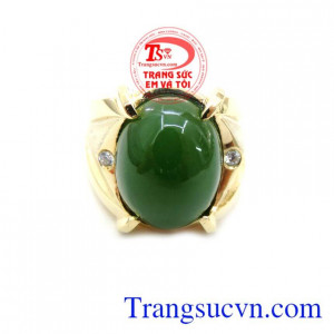 Nhẫn Nam Vàng 14K Gắn Đá Ngọc Bích Thiên Nhiên phù hợp phong cách thời trang phái mạnh
