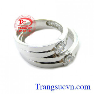 Nhẫn cưới vàng minh chứng cho tình yêu đôi lứa trọn vẹn hạnh phúc