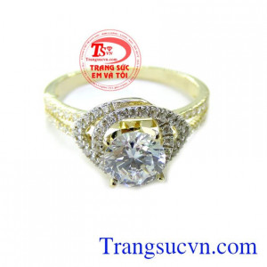 Được thiết kế tinh tế, nhẫn nữ phái đẹp đeo xinh xinh trên ngón tay đeo nhẫn. Nhẫn nữ phái đẹp nhẫn nữ bảo hành 6 tháng giao toàn quốc, thanh toán an toàn.