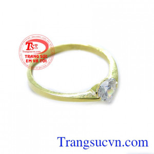 Chiếc Nhẫn Trái Tim Thủy Chung chất lượng tốt. Chiếc Nhẫn Trái Tim Thủy Chung, nhẫn nữ vàng tây, nhẫn nữ đẹp