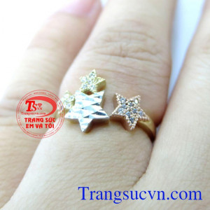 Nhẫn nữ phái đẹp đeo xinh xinh trên ngón tay đeo nhẫn, nhẫn nữ bảo hành 6 tháng giao toàn quốc, thanh toán an toàn.