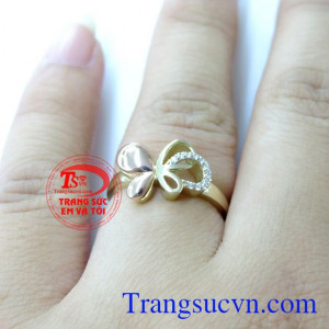 Nhẫn Nữ Cánh Bướm Xinh Xắn chất lượng cao. Nhẫn Nữ Cánh Bướm Xinh Xắn, nhẫn nữ vàng tây, nhẫn nữ đẹp