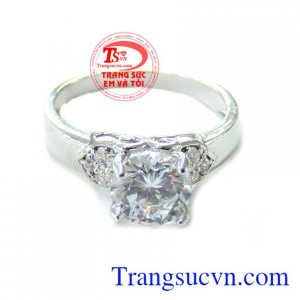 Chiếc nhẫn nữ vàng thiết kế nhẹ nhàng cho các bạn nữ, nhẫn vàng trắng đính hôn sang trọng, tặng cho người yêu nhân ngày lễ.