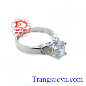 Chiếc Nhẫn Nữ Vàng Trắng Xinh chất lượng cao. Chiếc Nhẫn Nữ Vàng Trắng Xinh, nhẫn nữ vàng tây, nhẫn nữ đẹp