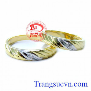 Nhẫn cưới kỉ vật tình yêu không thể thiếu trong nghi thức cử hành hôn lễ của các đôi uyên ương