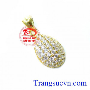 Mặt Cho Nữ Đeo Đẹp, mặt dây chuyền vàng tây, mặt nữ đeo bền đẹp sáng bóng.