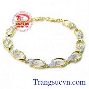 Bán Lắc Tay Nữ Dễ Thương chất lượng vàng đảm bảo. 