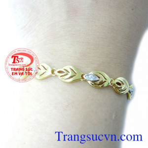 Bảo hành lắc 6 tháng. Lắc nữ vàng tây tinh tế