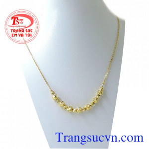 Dây chuyền nữ bi món quà ý nghĩa dành cho nữ đeo, chiếc Dây chuyền nữ bi món sinh nhật hoặc kỷ niệm rất tốt. Bán Dây chuyền nữ bi bảo hành 6 tháng, giao Dây chuyền nữ bi toàn quốc.